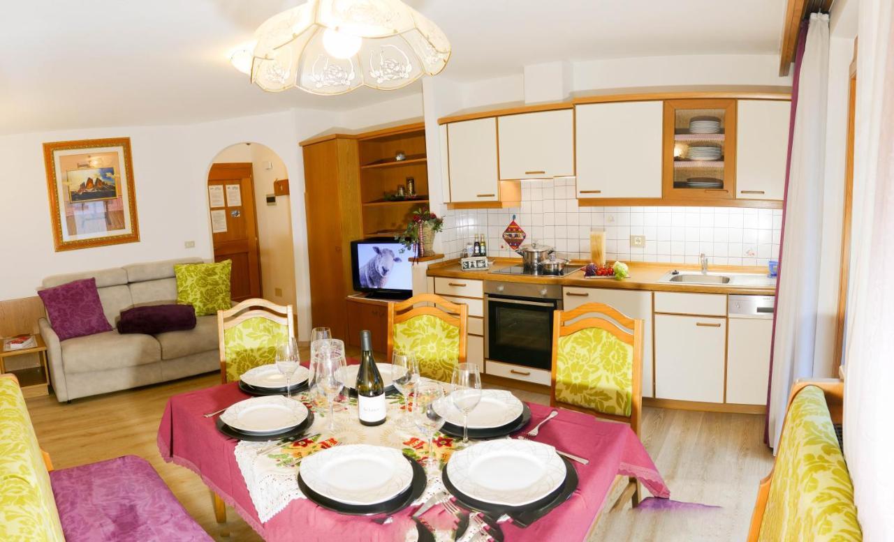 Villa Artic Apartments 캄피텔로디파사 외부 사진